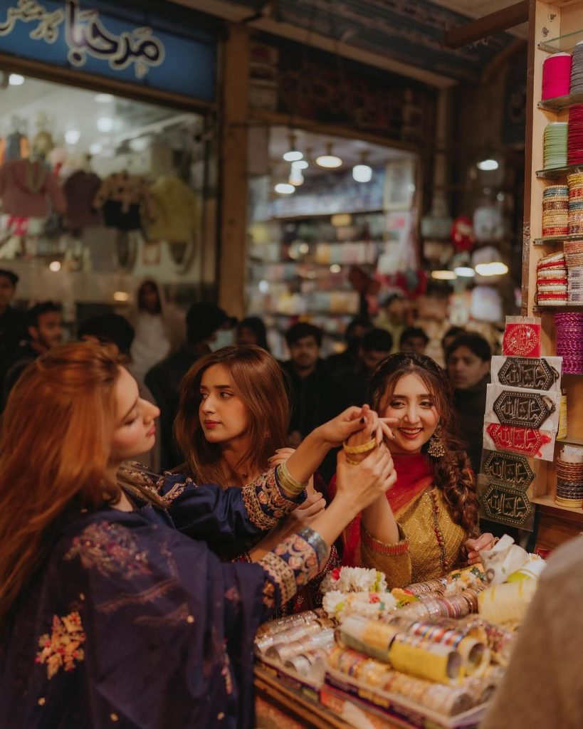 Jannat Mirza Starts Shopping For Sister's Wedding