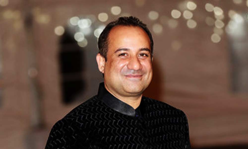 Rahat Fateh Ali Khan Releases Clarification Video After Beating Scandal