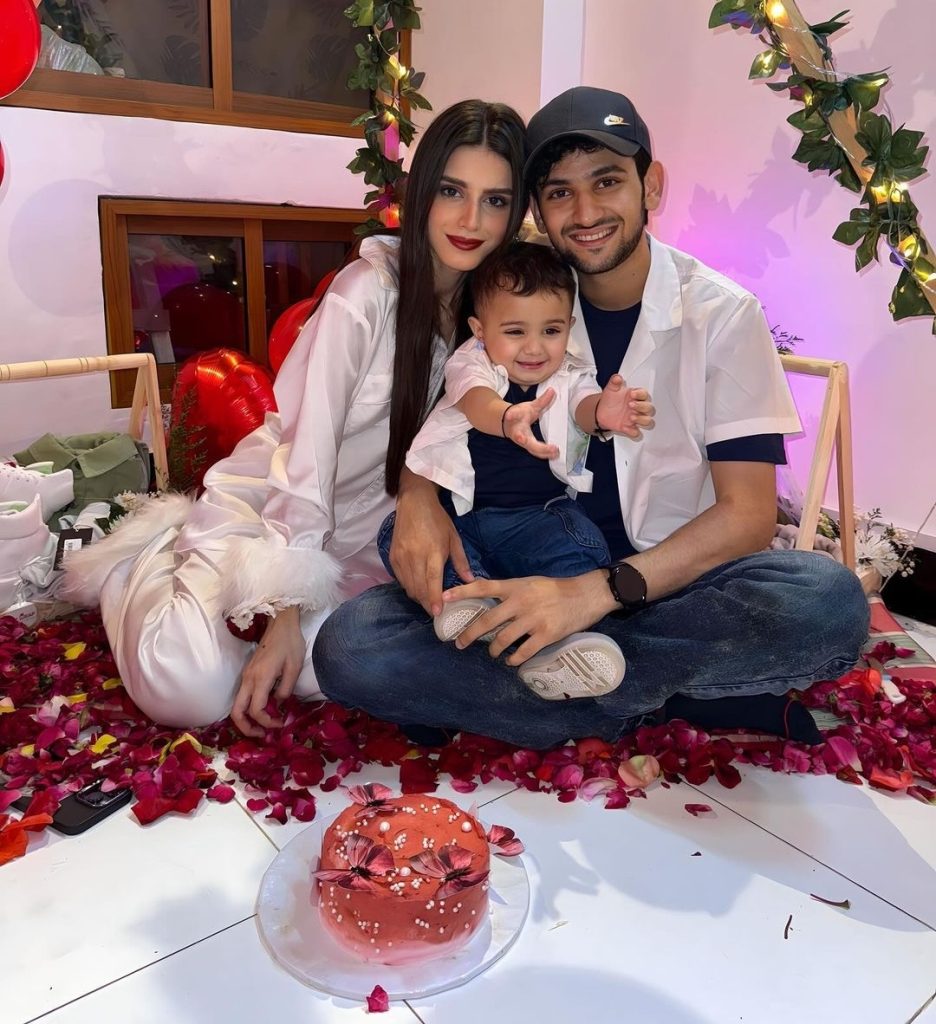 Maaz Safder New Family Pictures