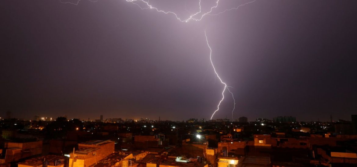 Rain and Thunderstorms Expected in Karachi This Weekend