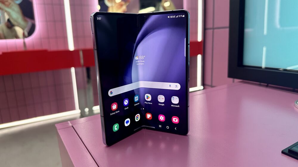 galaxy-z-fold-6-to-have-thick-bezels-despite-being-samsung’s-most-expensive-phone