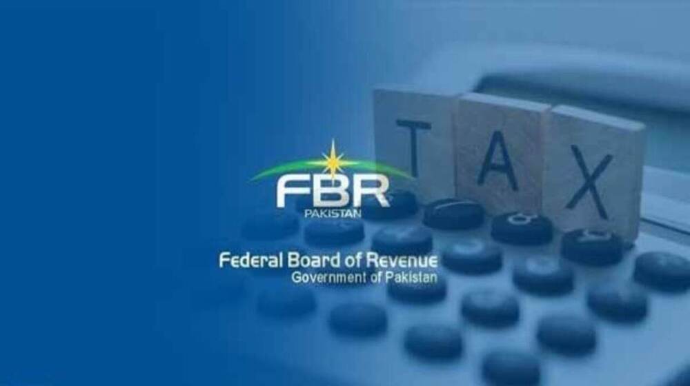 Income Tax Officials Quarrel Over Sales Tax Refund Case