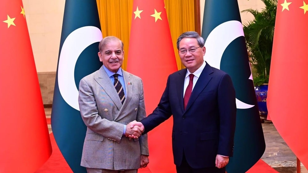 Pakistan, China Vow to Protect CPEC from “Detractors and Adversaries”