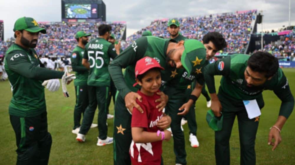 Babar Azam Gifts His Gloves to Young Fan in a Heart Warming Gesture During 2024 T20 World Cup