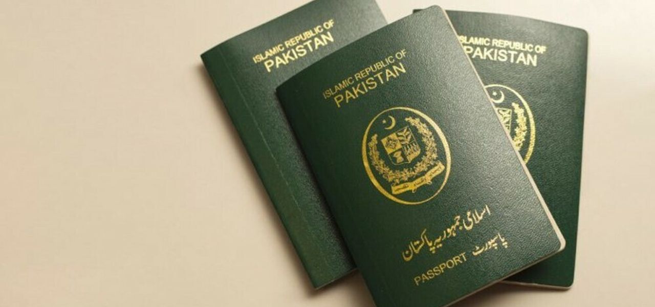 Pakistan Bans Passports for Pakistanis Asylum Seeker Abroad