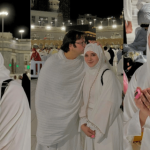 rabeeca-khan-umrah-pictures-with-family