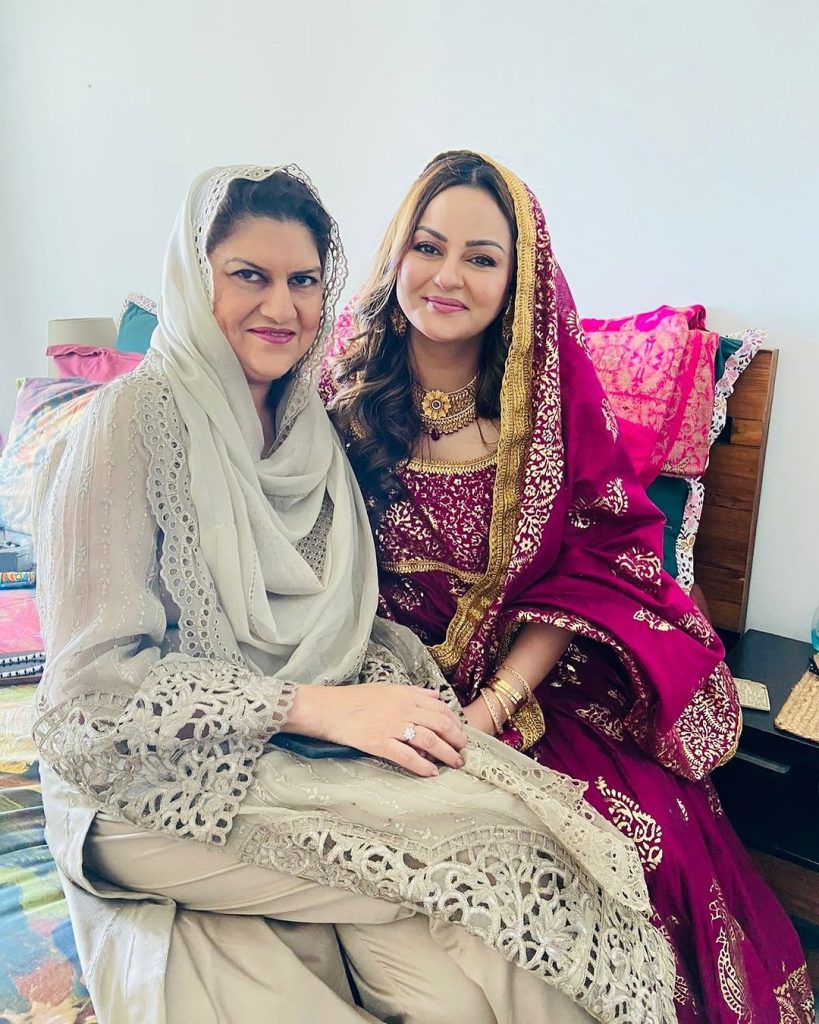 Juvaria Abbasi Shares Pictures from Nikah Day