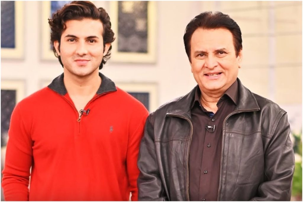 Famous Pakistani Fathers & Sons From Showbiz Who Worked Together