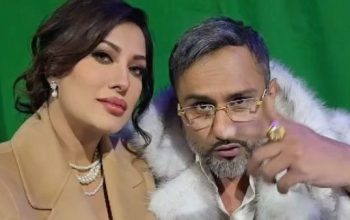 mehwish-hayat-and-honey-singh-hint-at-an-epic-collab