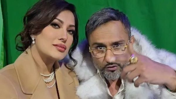 Mehwish Hayat and Honey Singh Hint at an epic collab