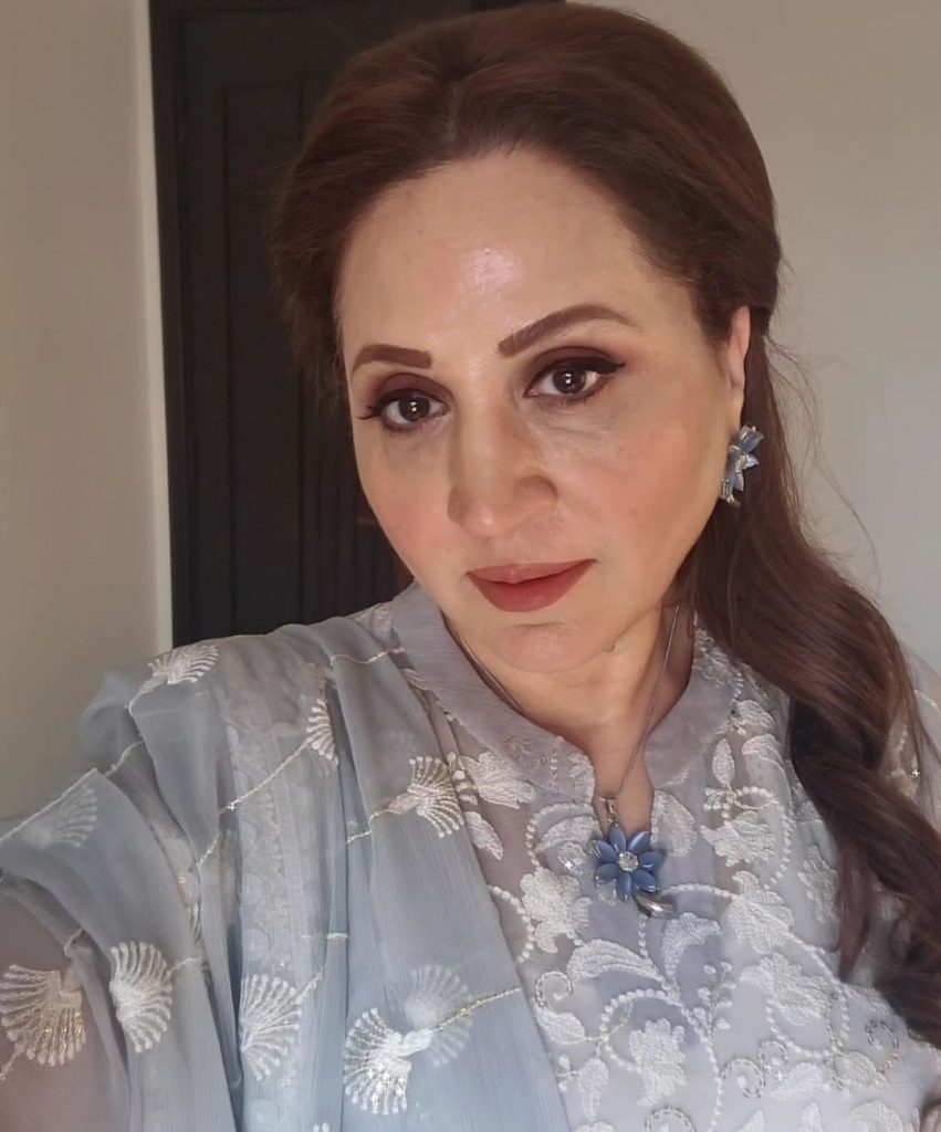 Asma Abbas's Reply to Trolls Regarding Son Ahmed