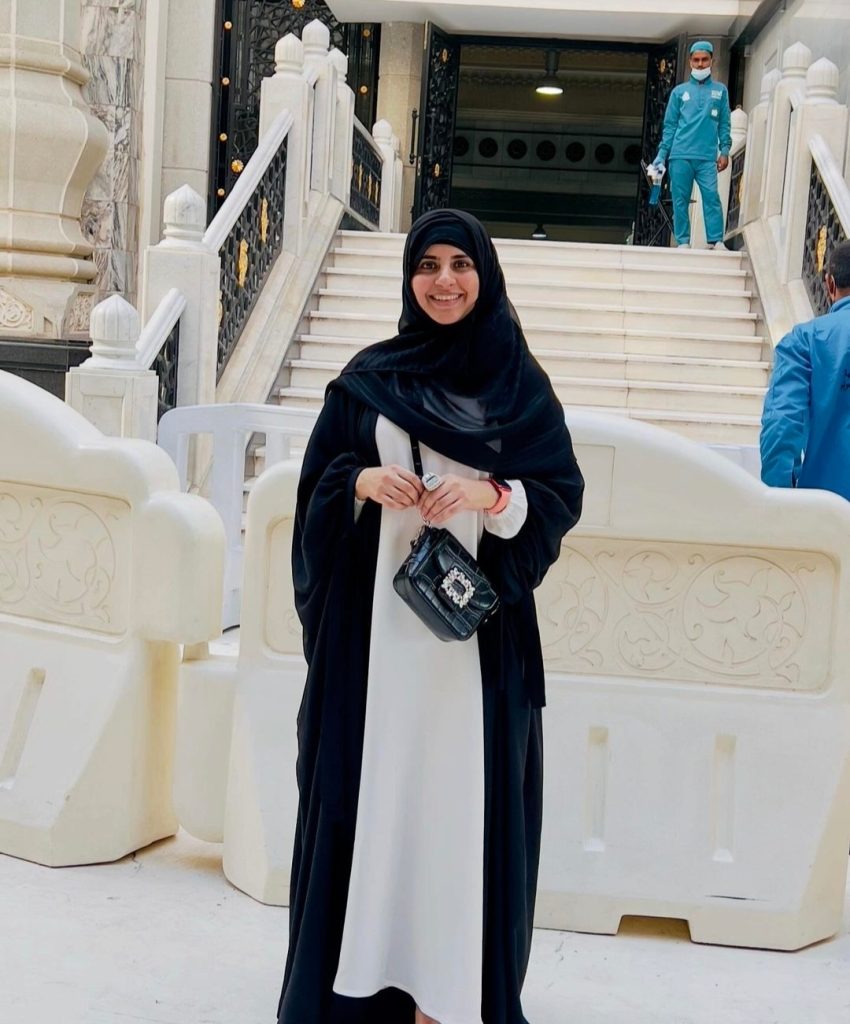 Fatima Effendi and Kanwar Arsalan Umrah Pictures