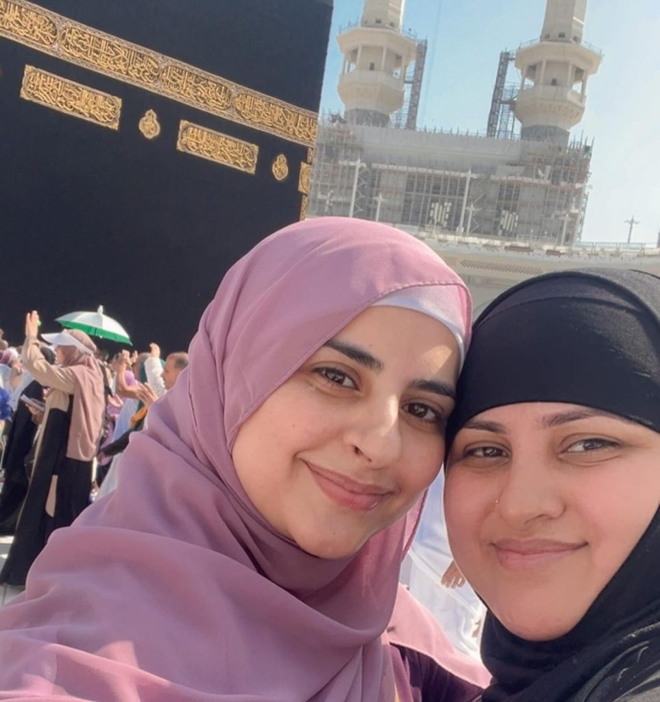 Fatima Effendi and Kanwar Arsalan Umrah Pictures