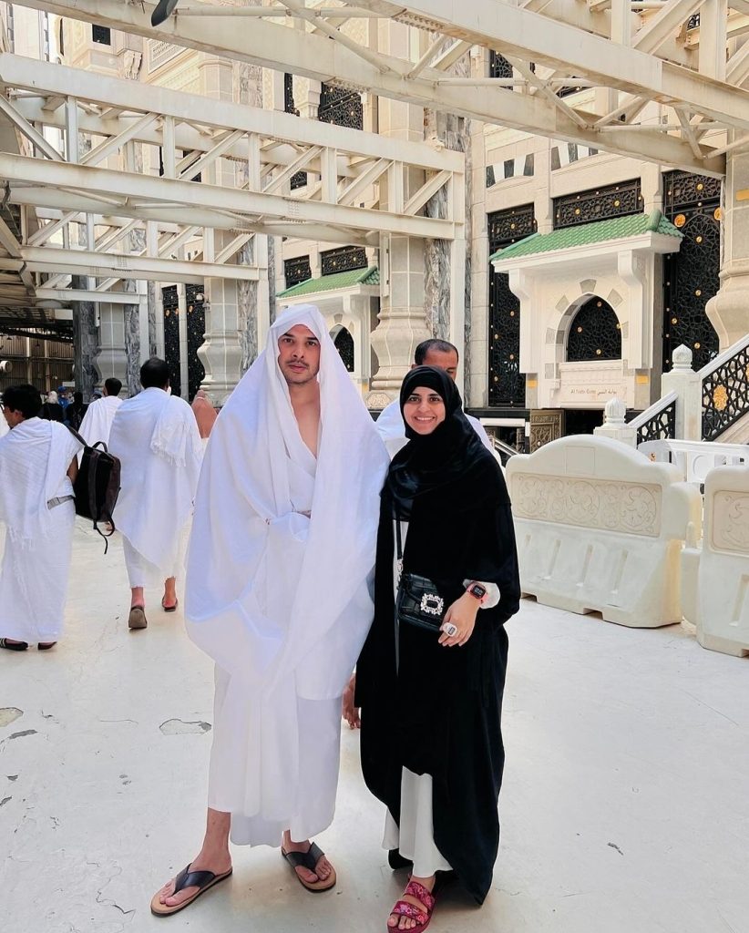 Fatima Effendi and Kanwar Arsalan Umrah Pictures