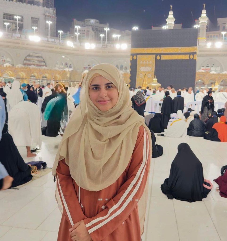 Fatima Effendi and Kanwar Arsalan Umrah Pictures