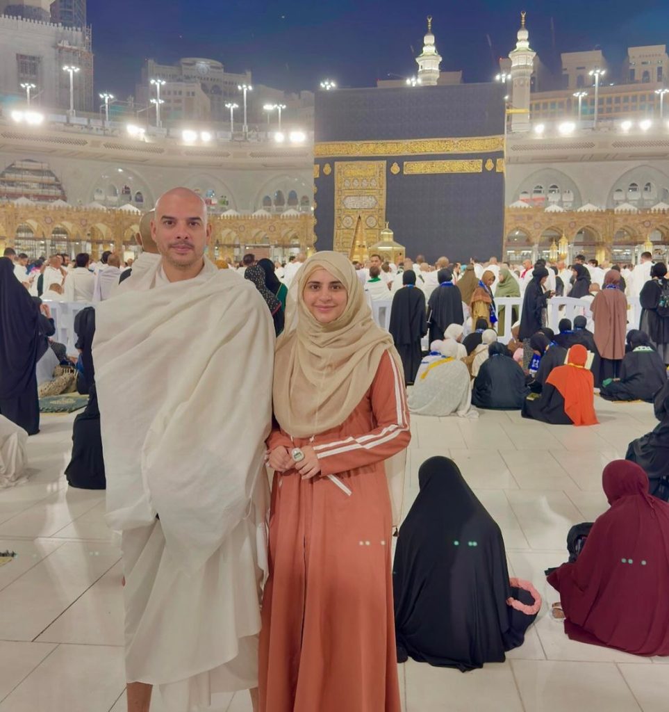 Fatima Effendi and Kanwar Arsalan Umrah Pictures