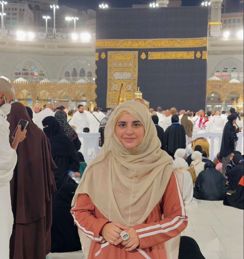 Fatima Effendi and Kanwar Arsalan Umrah Pictures