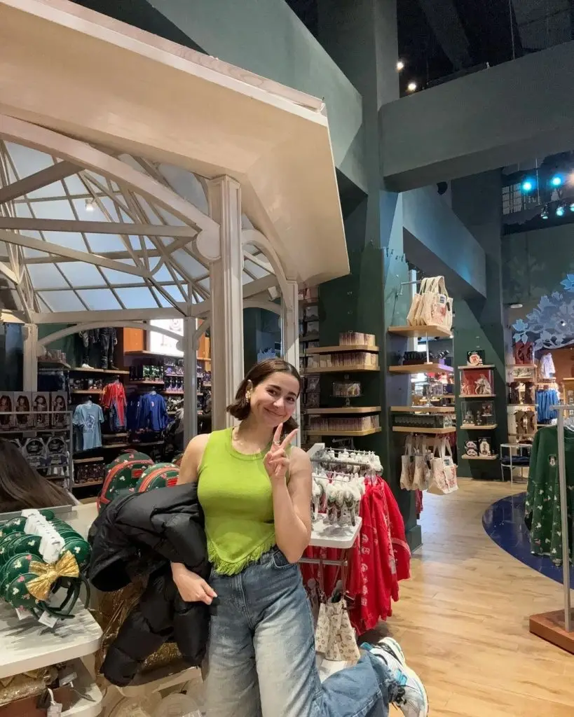 Hania Aamir's New Pictures From NYC