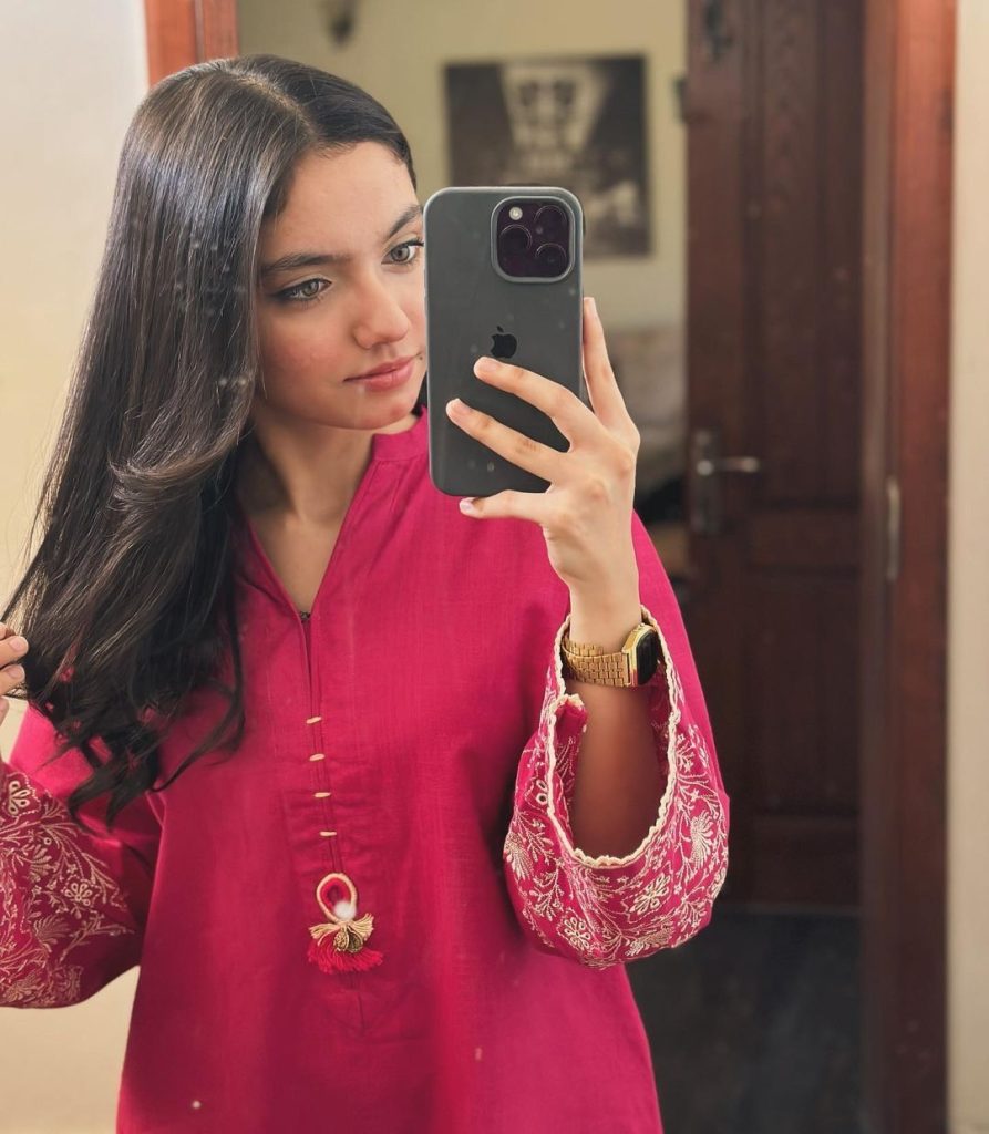 Aina Asif's Gorgeous Looks From Woh Ziddi Si