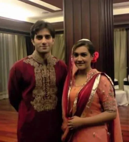 Emmad Irfani Aka Adeel From Kabhi Main Kabhi Tum With Real Wife