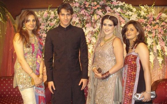 Emmad Irfani Aka Adeel From Kabhi Main Kabhi Tum With Real Wife