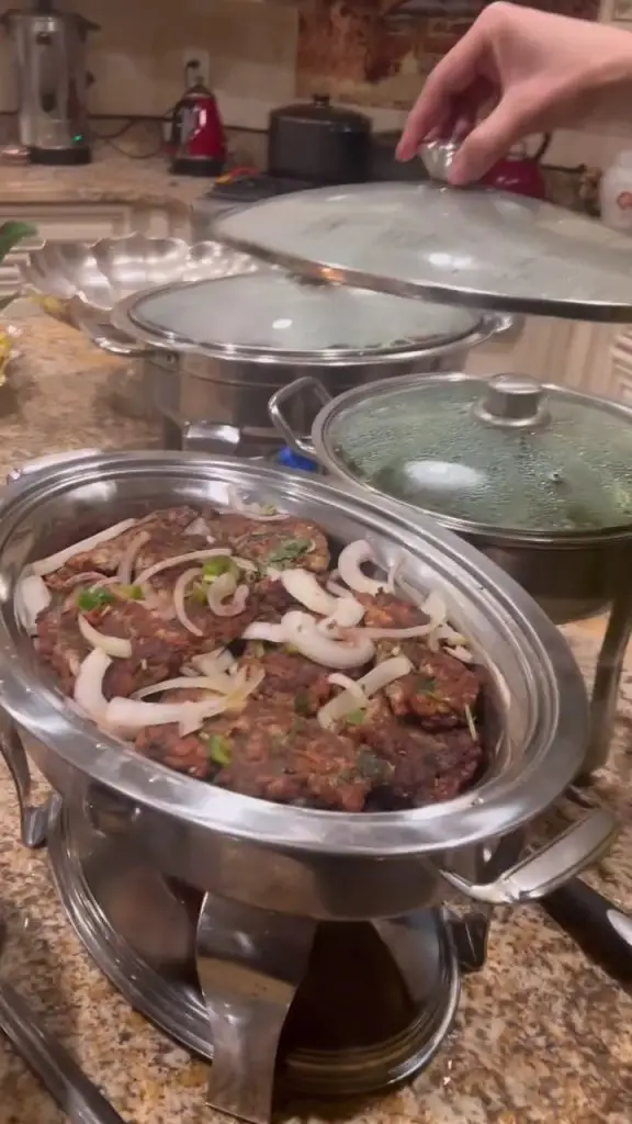 Reema Khan's Display Of Cooking Questioned