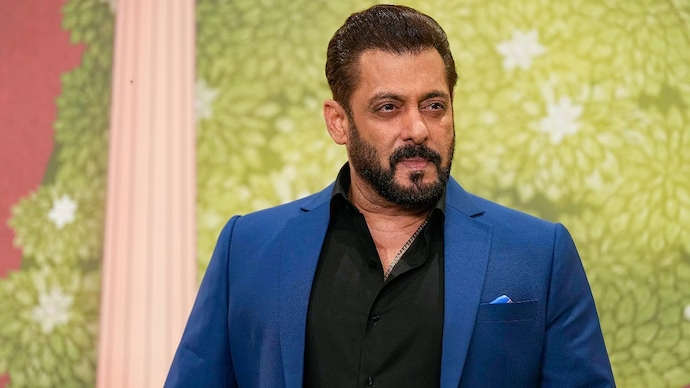 Hina Afridi Declares Her Love For Salman Khan