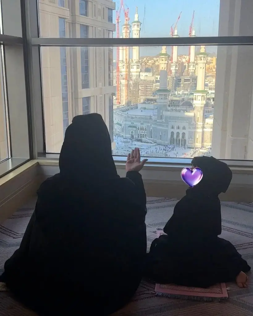 Natasha Lakhani Shares Beautiful Umrah Pictures