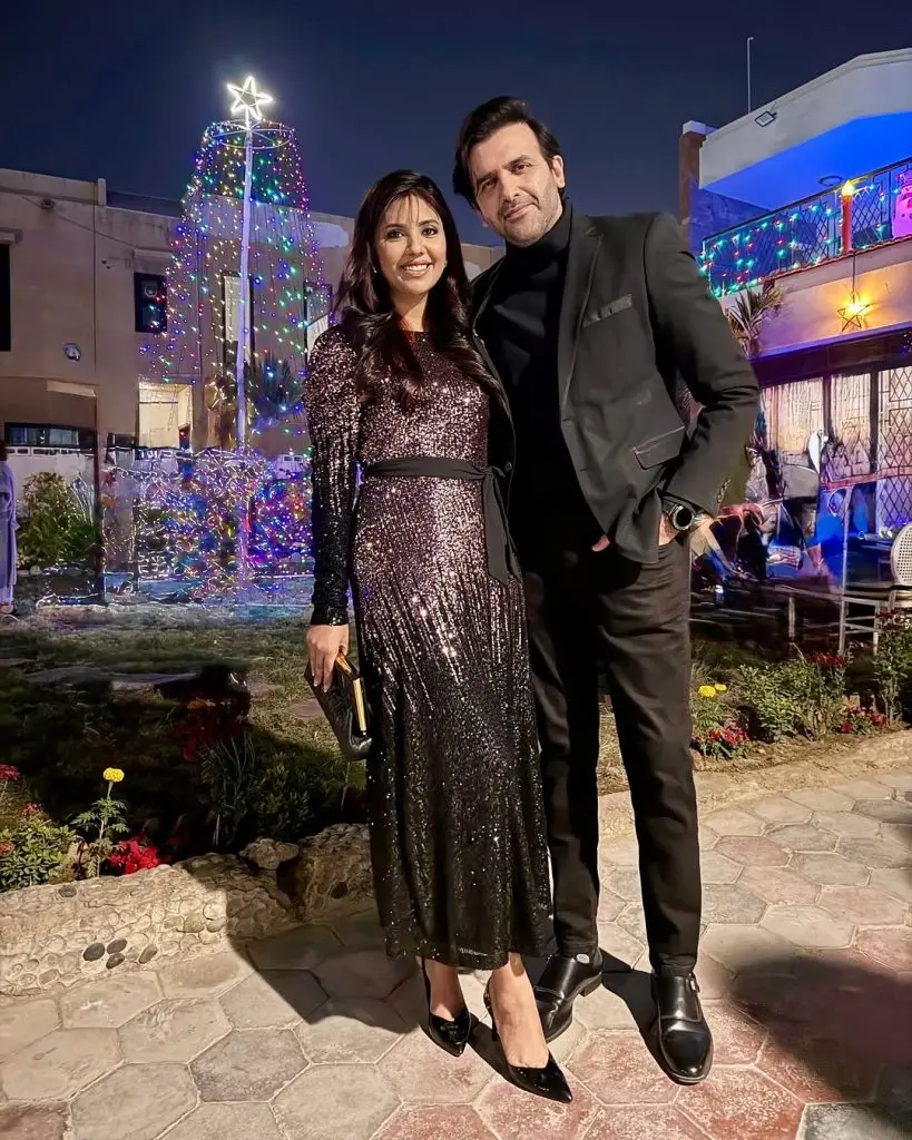 Sunita Marshall Pictures from Christmas Celebration with Family