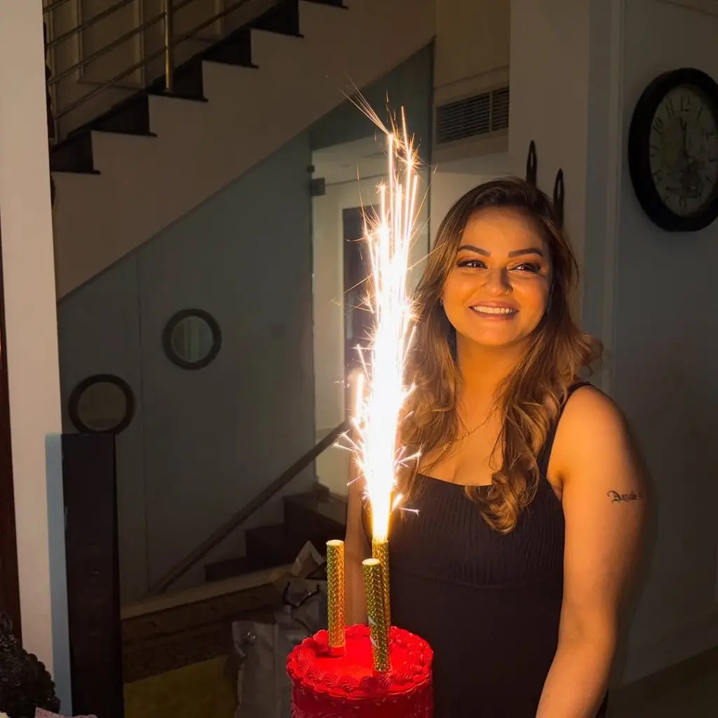 Javeria Abbasi Celebrates Birthday With Her Husband