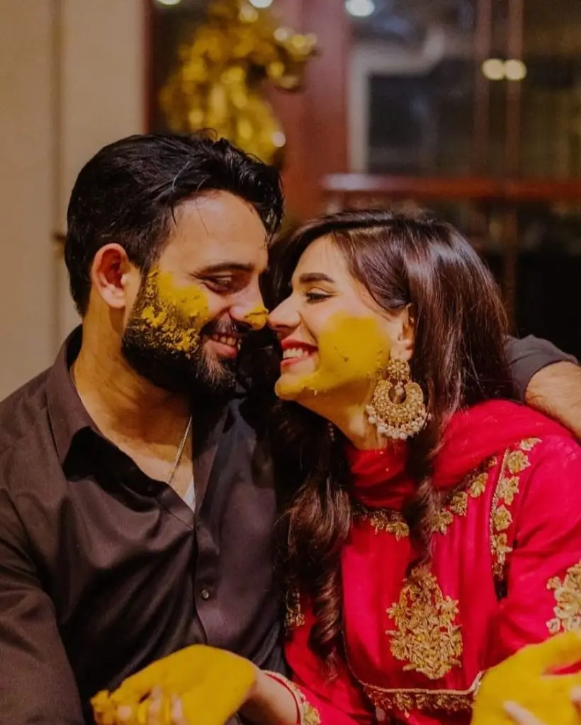 Kiran Ashfaque Hussein Dar Shares Pictures With Husband On Anniversary