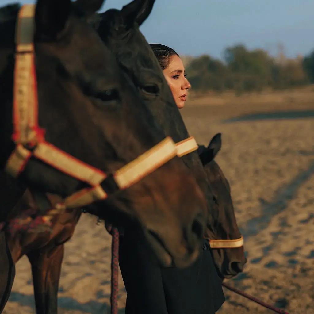 Mahira Khan Celebrates 40th Birthday With A Stylish Shoot