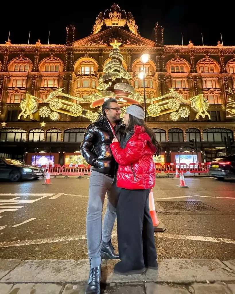 Mariyam Nafees Pictures with Husband from London