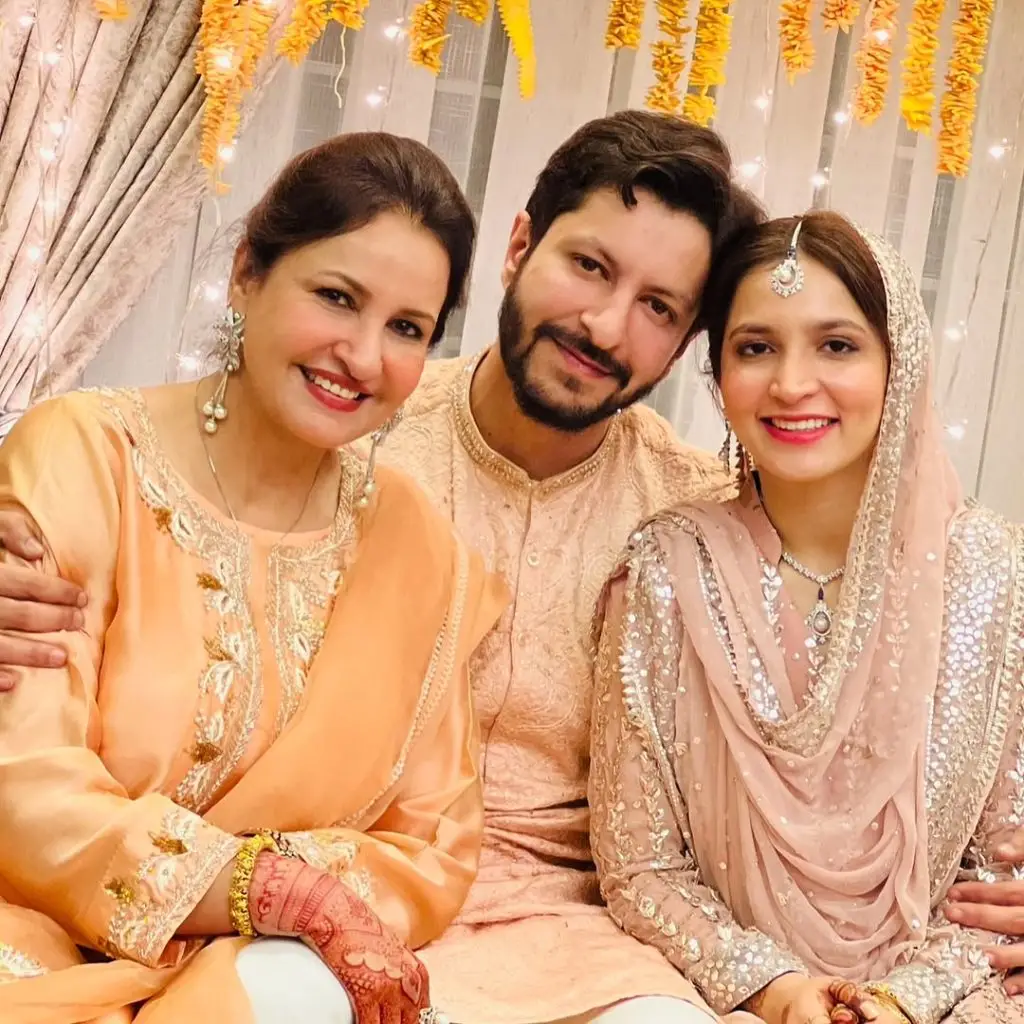 Saba Faisal Showers Love On Daughter In Law On Her Anniversary