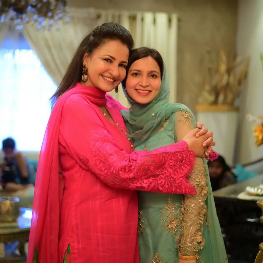 Saba Faisal Showers Love On Daughter In Law On Her Anniversary