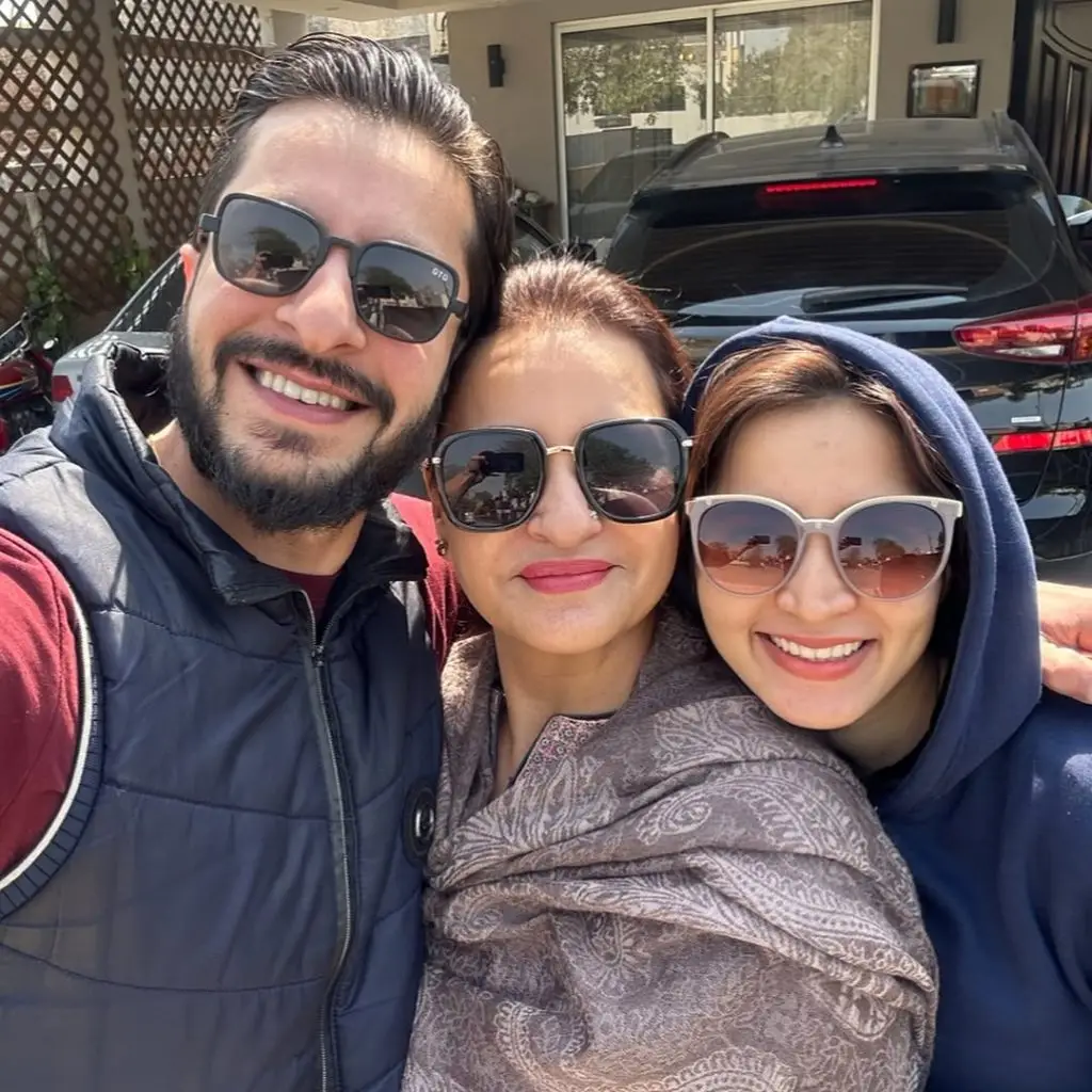 Saba Faisal Showers Love On Daughter In Law On Her Anniversary