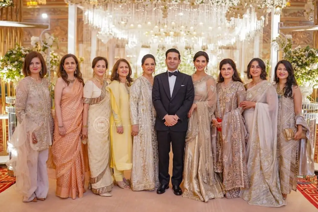 Tahira Syed With Her Children At A Family Wedding