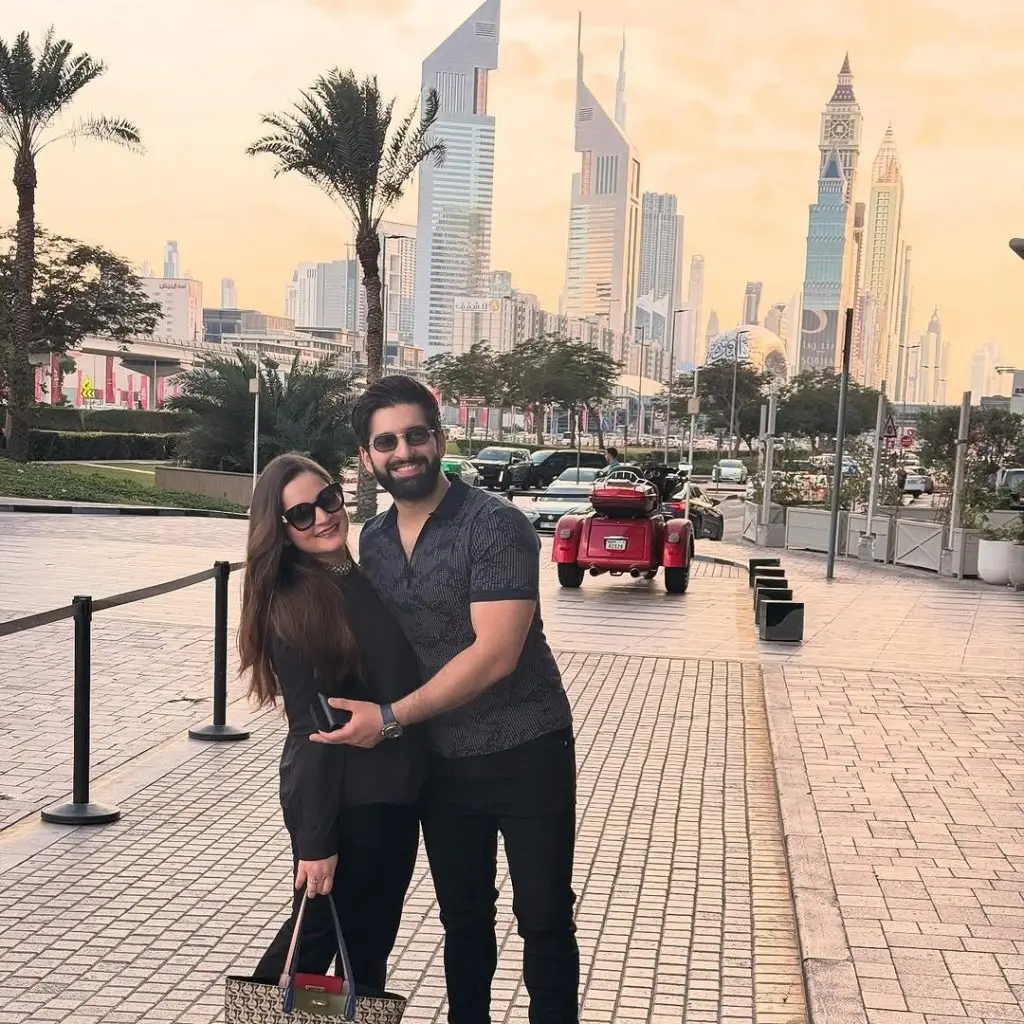 Aiman Khan & Muneeb Butt Share New Adorable Photos from Dubai