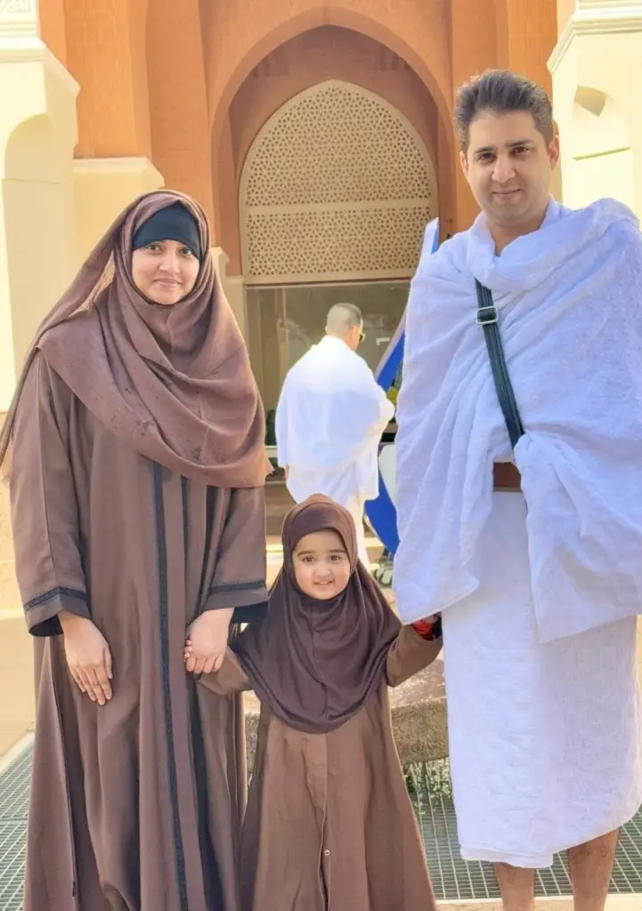 Kiran Tabeir Pictures from Umrah Trip with Family