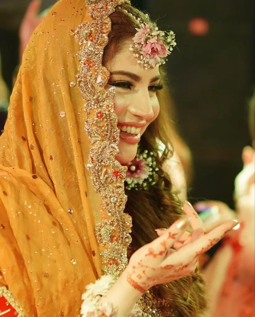 Neelam Muneer Mayon Pictures