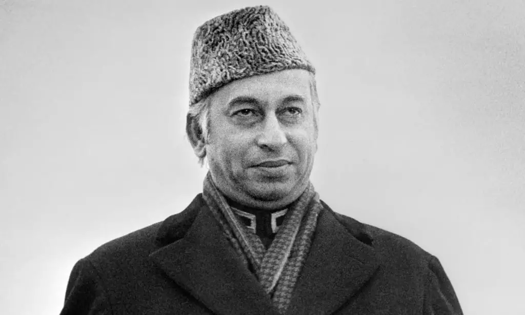 Adnan Jilani Copies Zulfiqar Ali Bhutto